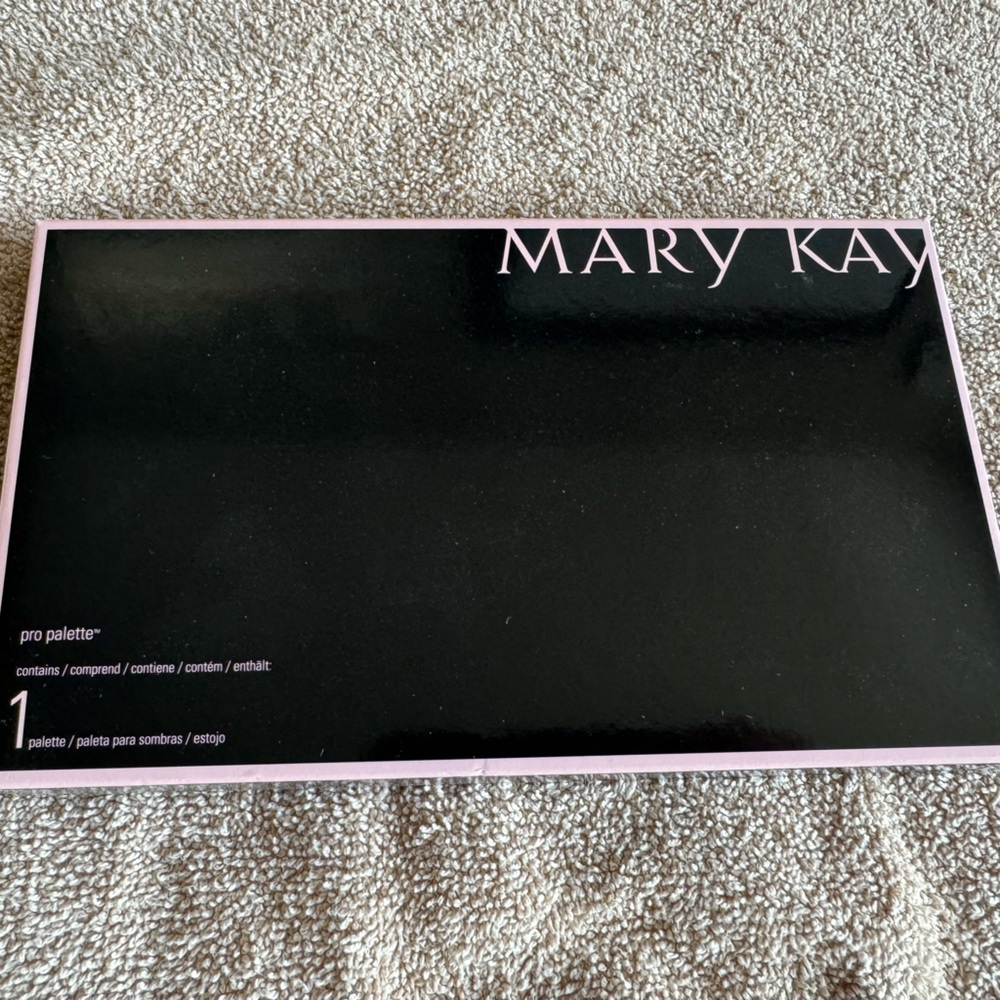 Pro Palette new in box